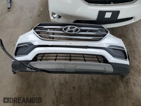 ✅ 2018 Hyundai Santa Fe 2.4L • VIN: 5XYZT3LB1JG566743 • Лот: 47440404. Опубликован ранее на Copart с пробегом 67 005 миль. Бесплатный доступ к архиву аукционных продаж из США и подробный отчёт об истории автомобиля на DreamBid. Изображение 12.