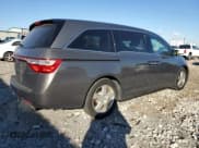 ✅ 2013 Honda Odyssey Touring • VIN: 5FNRL5H99DB071462 • Lot: 82772545. Listed on Copart with 194,573 mi. Free auction sales archive from the USA and detailed vehicle history report at DreamBid. Image 3.