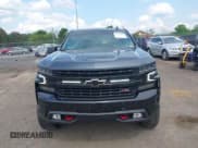 ✅ 2022 Chevrolet Silverado 1500 LT Trail Boss • VIN: 1GCPYFED8NZ149555 • Lot: 42168228. Wystawiony na IAAI z przebiegiem 59 653 mil. Bezpłatny archiwum sprzedaży aukcyjnych z USA i szczegółowy raport historii pojazdu na DreamBid. Zdjęcie 12.
