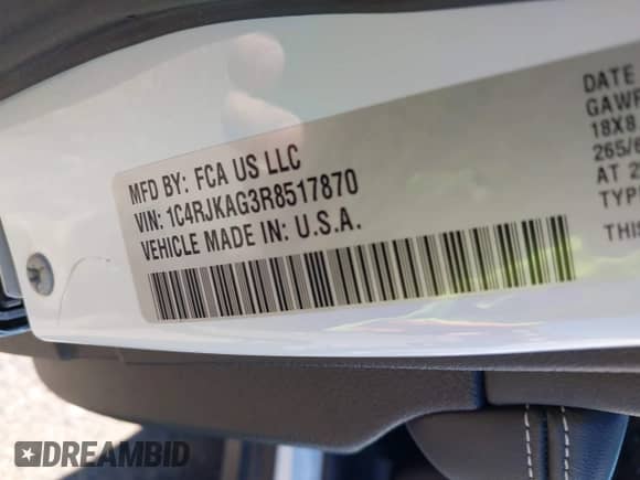 2024 Jeep Grand Cherokee Altitude with VIN 1C4RJKAG3R8517870, listed as a IAAI auction lot 43577201 with 31,706 mi miles and . Bid and sale history available at DreamBid. Image 9.