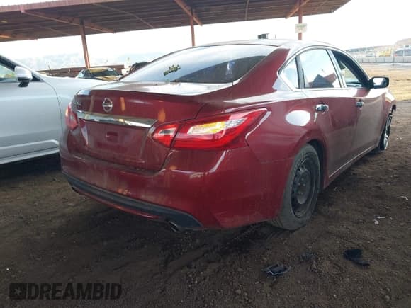 ✅ 2016 Nissan Altima S • VIN: 1N4AL3AP2GN357031 • Lot: 43808479. Listed on IAAI with 136,852 mi. Free auction sales archive from the USA and detailed vehicle history report at DreamBid. Image 4.