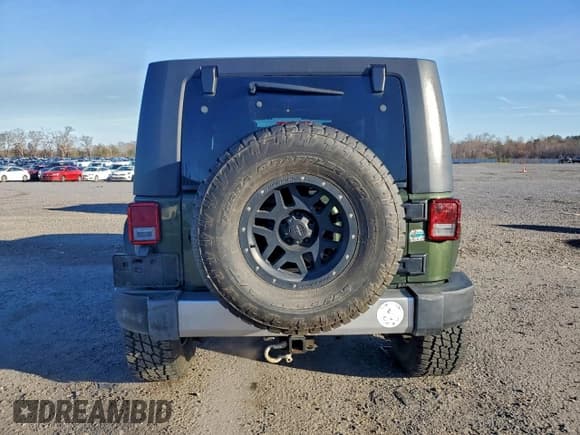 ✅ 2008 Jeep Wrangler Unlimited Sahara • VIN: 1J8GA59148L553239 • Lot: 94098485. Listed on Copart with 136,730 mi. Free auction sales archive from the USA and detailed vehicle history report at DreamBid. Image 6.