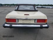 ✅ 1989 Mercedes-Benz 560 SL • VIN: WDBBA48D9KA102252 • Lot: 61684484. Listed on Copart with 111,537 mi. Free auction sales archive from the USA and detailed vehicle history report at DreamBid. Image 6.