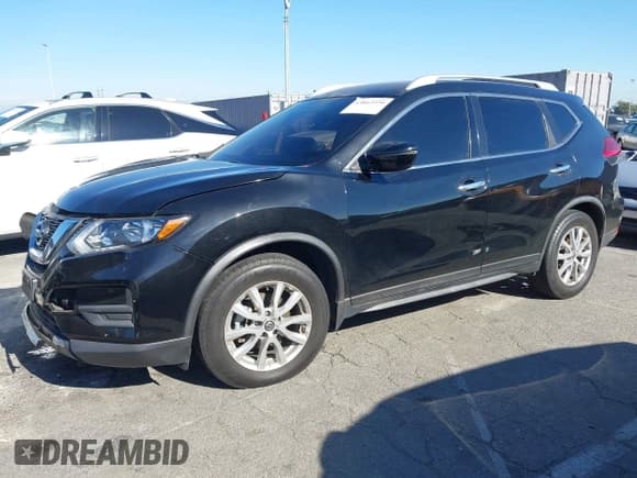 ✅ 2017 Nissan Rogue SV • VIN: JN8AT2MT5HW144572 • Lot: 43812229. Wystawiony na IAAI z przebiegiem 73 896 mil. Bezpłatny archiwum sprzedaży aukcyjnych z USA i szczegółowy raport historii pojazdu na DreamBid. Zdjęcie 2.