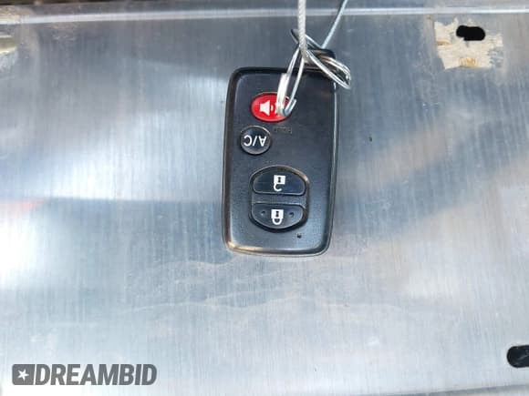 ✅ 2010 Toyota Prius III • VIN: JTDKN3DU7A0159916 • Lot: 43671670. Listed on IAAI with 218,973 mi. Free auction sales archive from the USA and detailed vehicle history report at DreamBid. Image 11.