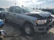 ✅ 2020 Ram 2500 Tradesman • VIN: 3C6UR5CJ4LG138575 • Lot: 48793825. Wystawiony na Copart z przebiegiem 33 993 mil. Bezpłatny archiwum sprzedaży aukcyjnych z USA i szczegółowy raport historii pojazdu na DreamBid. Zdjęcie 4.