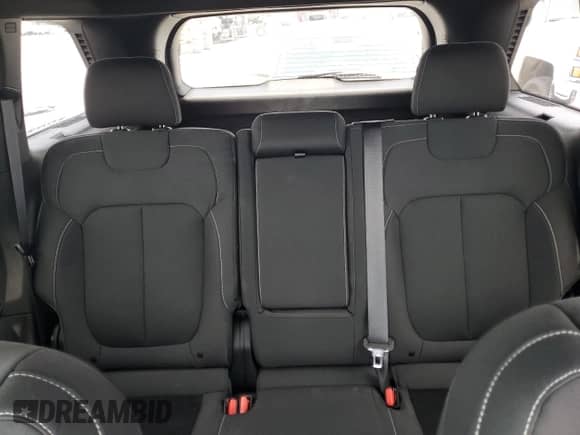 2025 Jeep Grand Cherokee Altitude X with VIN 1C4RJGAGXSC281508, listed as a Copart auction lot 64841415 with 2,231 mi miles and Salvage title. Bid and sale history available at DreamBid. Image 10.