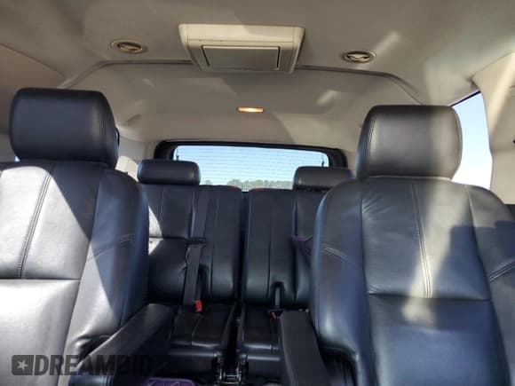 ✅ 2013 Chevrolet Suburban LT • VIN: 1GNSCJE04DR167484 • Lot: 86407735. Listed on Copart with 153,164 mi. Free auction sales archive from the USA and detailed vehicle history report at DreamBid. Image 10.