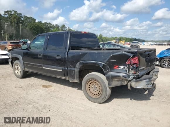 ✅ 2004 Chevrolet Silverado 1500 LS • VIN: 2GCEK13T941406722 • Lot: 59933435. Wystawiony na Copart z przebiegiem 328 796 mil. Bezpłatny archiwum sprzedaży aukcyjnych z USA i szczegółowy raport historii pojazdu na DreamBid. Zdjęcie 2.
