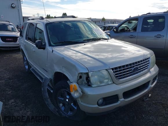 ✅ 2005 Ford Explorer • VIN: 1FMZU65K65ZA04433 • Lot: 38826884. Wystawiony na IAAI z przebiegiem 157 221 mil. Bezpłatny archiwum sprzedaży aukcyjnych z USA i szczegółowy raport historii pojazdu na DreamBid. Zdjęcie 1.