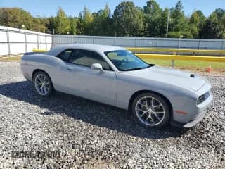 ✅ 2022 Dodge Challenger GT • VIN: 2C3CDZJG7NH238582 • Lot: 86113025. Wystawiony na Copart z przebiegiem 71 218 mil. Bezpłatny archiwum sprzedaży aukcyjnych z USA i szczegółowy raport historii pojazdu na DreamBid. Zdjęcie 4.