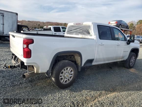 ✅ 2023 Chevrolet Silverado 2500HD LT • VIN: 2GC1YNEY3P1718228 • Лот: 93198775. Опубликован ранее на Copart с пробегом 92 097 миль. Бесплатный доступ к архиву аукционных продаж из США и подробный отчёт об истории автомобиля на DreamBid. Изображение 3.