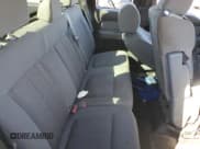 ✅ 2013 Ford F-150 XL • VIN: 1FTFX1EF2DKE74874 • Lot: 82332545. Wystawiony na Copart z przebiegiem 227 271 mil. Bezpłatny archiwum sprzedaży aukcyjnych z USA i szczegółowy raport historii pojazdu na DreamBid. Zdjęcie 10.