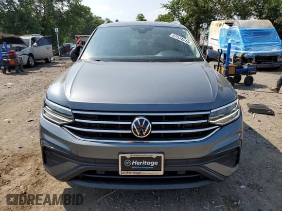 ✅ 2022 Volkswagen Tiguan SE • VIN: 3VV2B7AX3NM081119 • Lot: 67534515. Wystawiony na Copart z przebiegiem 60 174 mil. Bezpłatny archiwum sprzedaży aukcyjnych z USA i szczegółowy raport historii pojazdu na DreamBid. Zdjęcie 5.
