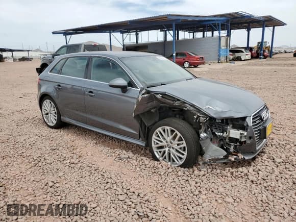 ✅ 2018 Audi A3 Prestige • VIN: WAUSPBFF0JA065905 • Lot: 56598385. Listed on Copart with 82,468 mi. Free auction sales archive from the USA and detailed vehicle history report at DreamBid. Image 4.