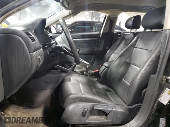 ✅ 2005 Volkswagen Jetta 2.5L • VIN: 3VWRF71K25M615178 • Lot: 42935205. Listed on Copart with 189,024 mi. Free auction sales archive from the USA and detailed vehicle history report at DreamBid. Image 7.