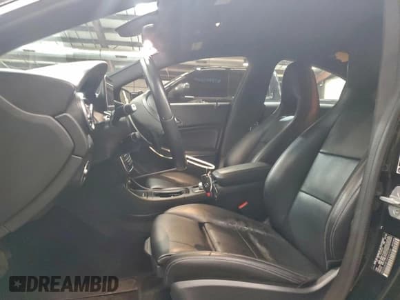 ✅ 2016 Mercedes-Benz CLA 250 • VIN: WDDSJ4GB1GN342936 • Lot: 93831145. Wystawiony na Copart z przebiegiem 96 749 mil. Bezpłatny archiwum sprzedaży aukcyjnych z USA i szczegółowy raport historii pojazdu na DreamBid. Zdjęcie 7.