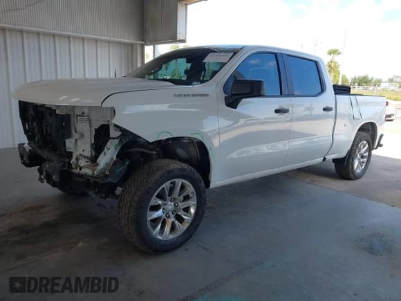 ✅ 2019 Chevrolet Silverado 1500 Work Truck • VIN: 1GCPWAEF5KZ383318 • Lot: 43345942. Wystawiony na IAAI z przebiegiem 121 835 mil. Bezpłatny archiwum sprzedaży aukcyjnych z USA i szczegółowy raport historii pojazdu na DreamBid. Zdjęcie 2.