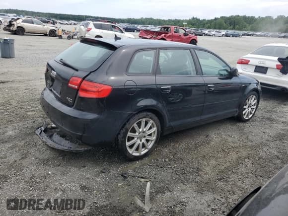 ✅ 2011 Audi A3 Premium Plus • VIN: WAUMFAFM9BA130756 • Лот: 60081165. Опубликован ранее на Copart с пробегом 139 422 миль. Бесплатный доступ к архиву аукционных продаж из США и подробный отчёт об истории автомобиля на DreamBid. Изображение 3.