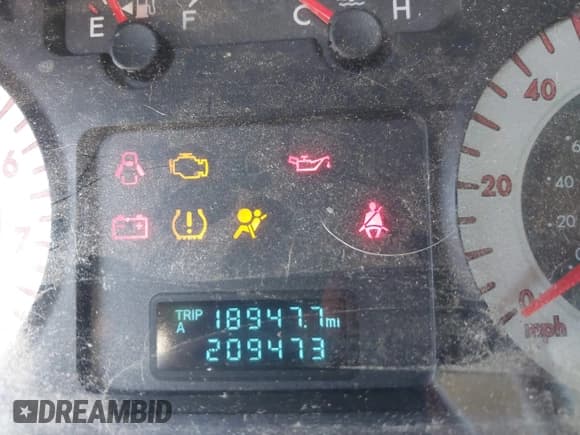 ✅ 2008 Mazda Tribute Sport • VIN: 4F2CZ02Z68KM31828 • Lot: 41622840. Listed on IAAI with 209,473 mi. Free auction sales archive from the USA and detailed vehicle history report at DreamBid. Image 15.