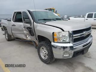 ✅ 2007 Chevrolet Silverado 2500HD 1LT • VIN: 1GCHC23K67F523209 • Lot: 41925957. Wystawiony na IAAI z przebiegiem 250 138 mil. Bezpłatny archiwum sprzedaży aukcyjnych z USA i szczegółowy raport historii pojazdu na DreamBid. Zdjęcie 1.