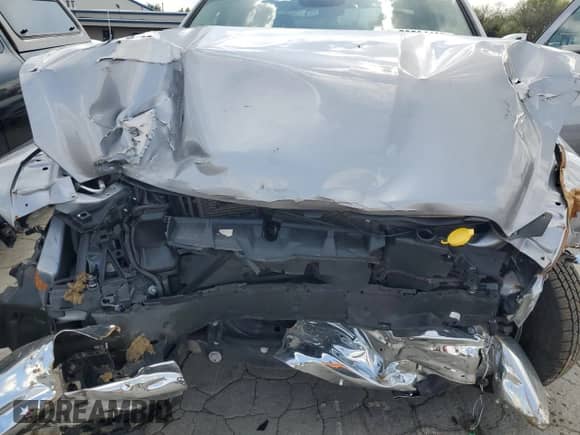 2024 Ram 1500 SLT z VIN 1C6RR6GG8RS142365, wystawiony jako Copart lot #52584485 z przebiegiem 4 299 mil mil oraz Nie do naprawy • Non repairable. Historia ofert i sprzedaży dostępna na DreamBid. Obrazek 11.