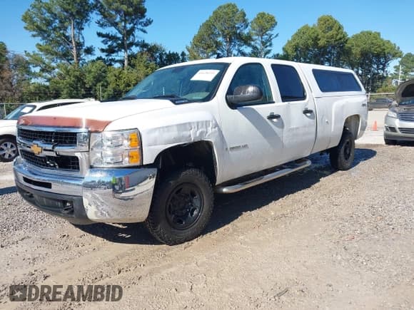 ✅ 2008 Chevrolet Silverado 2500HD LTZ • VIN: 1GCHK23658F173160 • Lot: 43628235. Wystawiony na IAAI z przebiegiem 772 758 mil. Bezpłatny archiwum sprzedaży aukcyjnych z USA i szczegółowy raport historii pojazdu na DreamBid. Zdjęcie 2.