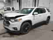 2019 Chevrolet Traverse LT Cloth z VIN 1GNEVGKW1KJ298306, wystawiony jako IAAI lot #43302460 z przebiegiem 76 785 mil mil oraz . Historia ofert i sprzedaży dostępna na DreamBid. Obrazek 17.