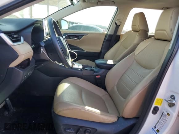 ✅ 2020 Toyota RAV4 Hybrid Limited • VIN: 2T3DWRFV8LW079831 • Lot: 85174585. Listed on Copart with 95,841 mi. Free auction sales archive from the USA and detailed vehicle history report at DreamBid. Image 7.