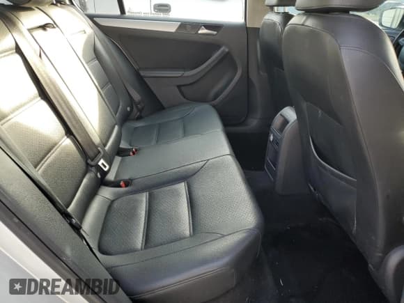 ✅ 2013 Volkswagen Jetta SE • VIN: 3VWDP7AJ1DM251929 • Lot: 53448185. Listed on Copart with 272,882 mi. Free auction sales archive from the USA and detailed vehicle history report at DreamBid. Image 10.