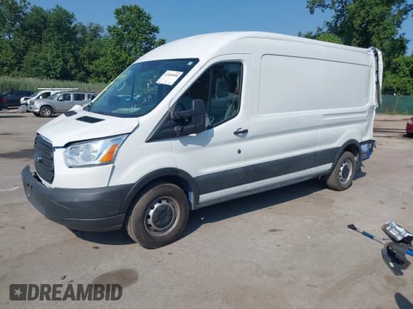 ✅ 2017 Ford Transit • VIN: 1FTYR2CM2HKB28727 • Лот: 42589950. Опубликован ранее на IAAI с пробегом 87 141 миль. Бесплатный доступ к архиву аукционных продаж из США и подробный отчёт об истории автомобиля на DreamBid. Изображение 19.