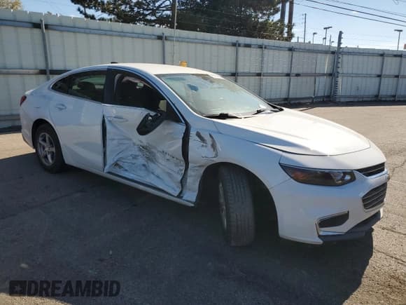 ✅ 2017 Chevrolet Malibu LS • VIN: 1G1ZB5ST2HF222952 • Lot: 82774315. Listed on Copart with 124,229 mi. Free auction sales archive from the USA and detailed vehicle history report at DreamBid. Image 4.