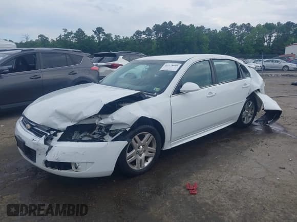 ✅ 2011 Chevrolet Impala LT Fleet • VIN: 2G1WG5EK6B1305726 • Lot: 42378895. Listed on IAAI with 111,344 mi. Free auction sales archive from the USA and detailed vehicle history report at DreamBid. Image 18.