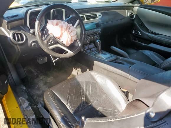 2012 Chevrolet Camaro 2LT z VIN 2G1FC1E3XC9144913, wystawiony jako Copart lot #81839475 z przebiegiem 160 904 mil mil oraz Szkoda całkowita • Salvage title. Historia ofert i sprzedaży dostępna na DreamBid. Obrazek 8.