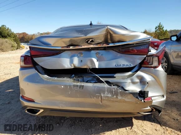 ✅ 2021 Lexus ES 350 Ultra Luxury • VIN: 58AFZ1B1XMU093382 • Lot: 91869625. Wystawiony na Copart z przebiegiem 26 029 mil. Bezpłatny archiwum sprzedaży aukcyjnych z USA i szczegółowy raport historii pojazdu na DreamBid. Zdjęcie 6.