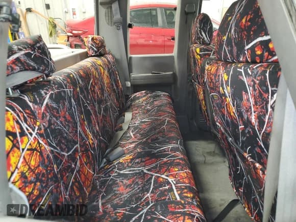 ✅ 1997 Chevrolet Silverado 1500 • VIN: 2GCEK19M1V1217306 • Lot: 70371685. Wystawiony na Copart z przebiegiem 185 208 mil. Bezpłatny archiwum sprzedaży aukcyjnych z USA i szczegółowy raport historii pojazdu na DreamBid. Zdjęcie 10.