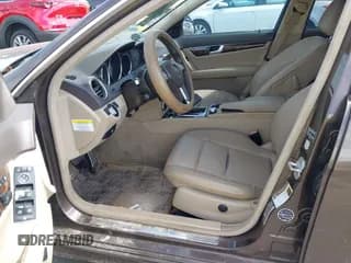 ✅ 2014 Mercedes-Benz C 300 Sport • VIN: WDDGF8AB4EA915789 • Лот: 43434660. Опубликован ранее на IAAI с пробегом Не указан. Бесплатный доступ к архиву аукционных продаж из США и подробный отчёт об истории автомобиля на DreamBid. Изображение 5.