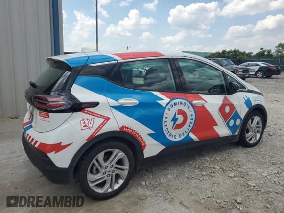 ✅ 2023 Chevrolet Bolt EV 1LT • VIN: 1G1FW6S08P4107009 • Lot: 55643034. Wystawiony na Copart z przebiegiem 50 790 mil. Bezpłatny archiwum sprzedaży aukcyjnych z USA i szczegółowy raport historii pojazdu na DreamBid. Zdjęcie 3.