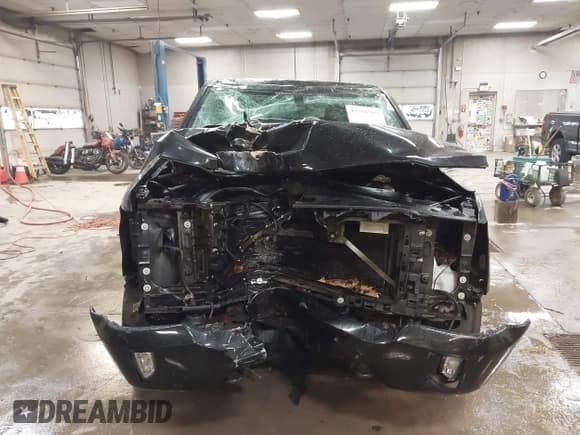 ✅ 2016 Chevrolet Silverado 1500 LT • VIN: 1GCVKREC8GZ428041 • Лот: 43201597. Опубликован ранее на IAAI с пробегом 119 151 миль. Бесплатный доступ к архиву аукционных продаж из США и подробный отчёт об истории автомобиля на DreamBid. Изображение 6.