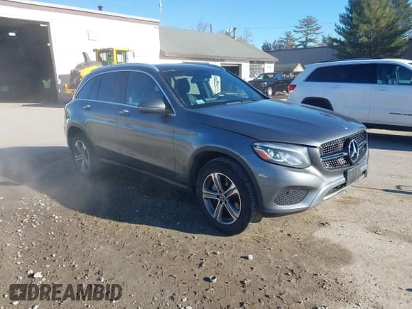 ✅ 2019 Mercedes-Benz GLC 300 • VIN: WDC0G4KB7KF569309 • Lot: 43786735. Wystawiony na IAAI z przebiegiem 175 695 mil. Bezpłatny archiwum sprzedaży aukcyjnych z USA i szczegółowy raport historii pojazdu na DreamBid. Zdjęcie 1.