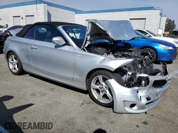✅ 2013 BMW 1 Series 128i • VIN: WBAUN1C55DVR01242 • Lot: 71388854. Listed on Copart with 35,350 mi. Free auction sales archive from the USA and detailed vehicle history report at DreamBid. Image 4.