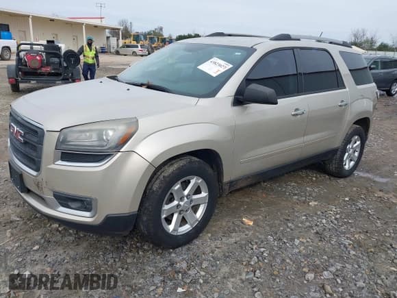 ✅ 2014 GMC Acadia SLE • VIN: 1GKKRPKD2EJ190283 • Lot: 43823027. Listed on IAAI with Not provided. Free auction sales archive from the USA and detailed vehicle history report at DreamBid. Image 2.