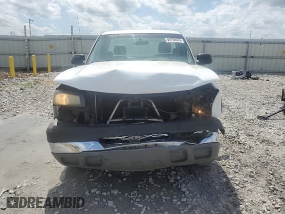✅ 2005 Chevrolet Silverado 2500HD Work Truck • VIN: 1GCHC24U25E211911 • Lot: 50795035. Wystawiony na Copart z przebiegiem 162 119 mil. Bezpłatny archiwum sprzedaży aukcyjnych z USA i szczegółowy raport historii pojazdu na DreamBid. Zdjęcie 5.