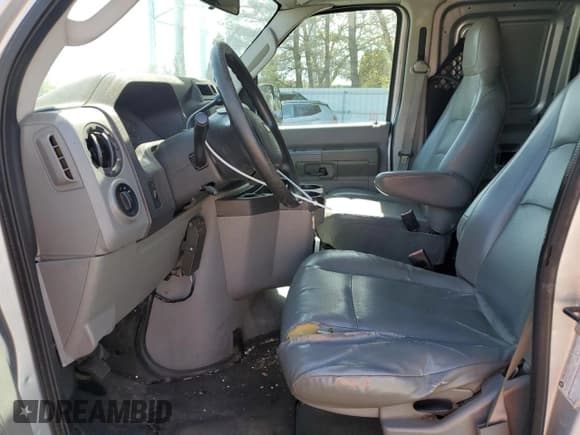 ✅ 2011 Ford Econoline Cargo Commercial • VIN: 1FTSE3EL0BDA66199 • Lot: 54599245. Listed on Copart with 270,430 mi. Free auction sales archive from the USA and detailed vehicle history report at DreamBid. Image 7.