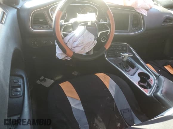 ✅ 2018 Dodge Challenger GT • VIN: 2C3CDZGG0JH112923 • Lot: 47554704. Wystawiony na Copart z przebiegiem 48 207 mil. Bezpłatny archiwum sprzedaży aukcyjnych z USA i szczegółowy raport historii pojazdu na DreamBid. Zdjęcie 8.