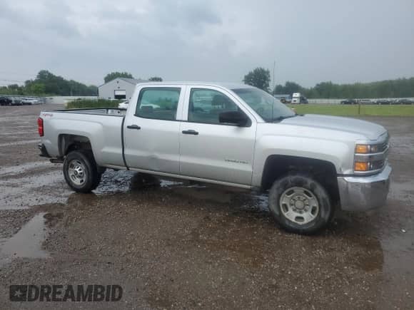 2015 Chevrolet Silverado 2500HD Work Truck с VIN 1GC1KUEG2FF606854, выставлен на аукционе Copart как лот 64315085 с пробегом 115 399 миль миль и Чистый • Clean title. История ставок и продаж доступна на DreamBid. Изображение 4.