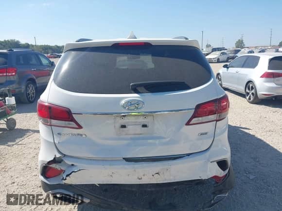 2017 Hyundai Santa Fe SE z VIN KM8SNDHF3HU224776, wystawiony jako IAAI lot #43111085 z przebiegiem Nie podano mil oraz . Historia ofert i sprzedaży dostępna na DreamBid. Obrazek 16.