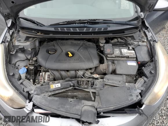 ✅ 2015 Hyundai Elantra SE • VIN: KMHDH4AE1FU279726 • Lot: 91322495. Listed on Copart with 159,911 mi. Free auction sales archive from the USA and detailed vehicle history report at DreamBid. Image 11.