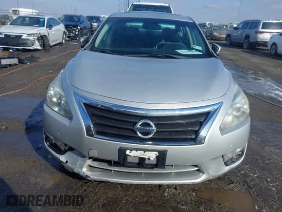 ✅ 2015 Nissan Altima SL • VIN: 1N4BL3AP6FC267041 • Lot: 41561523. Wystawiony na IAAI z przebiegiem 128 522 mil. Bezpłatny archiwum sprzedaży aukcyjnych z USA i szczegółowy raport historii pojazdu na DreamBid. Zdjęcie 6.