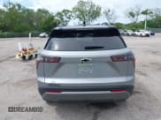 ✅ 2025 Chevrolet Equinox FWD LT • VIN: 3GNAXHEG8SL236235 • Lot: 42771842. Wystawiony na IAAI z przebiegiem 2 227 mil. Bezpłatny archiwum sprzedaży aukcyjnych z USA i szczegółowy raport historii pojazdu na DreamBid. Zdjęcie 16.